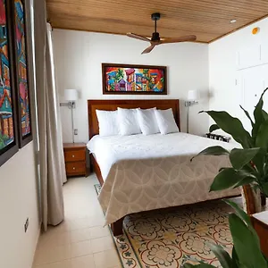 3* Mini-hôtel Casa Wilson